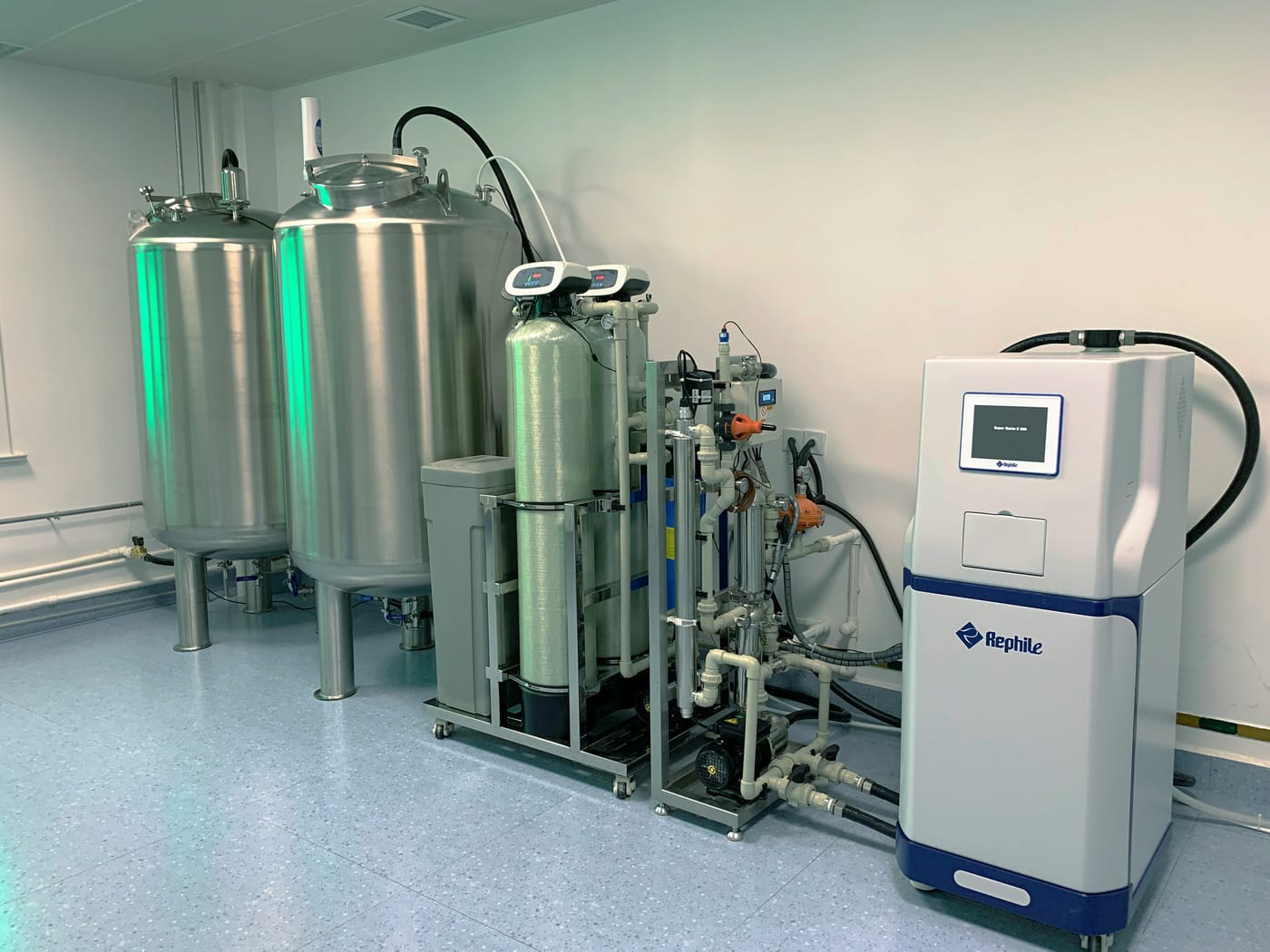 Industrial reverse osmosis and water purification equipment in a commercial facility